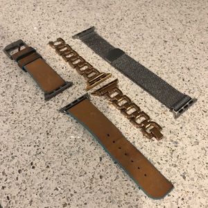 3 Apple Watch bands. Fits series 1-3.
